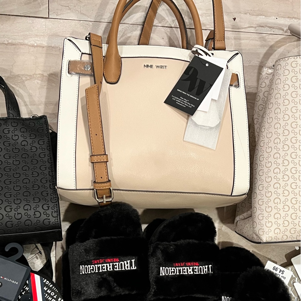 NWT Nine West brown satchel 💜 personal shopper and business 💜findings